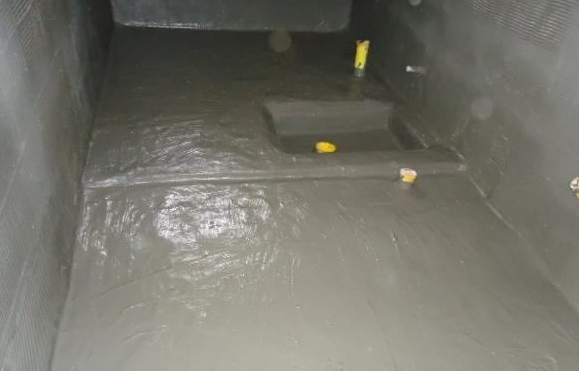 聚合物水泥基防水涂料如何使用？